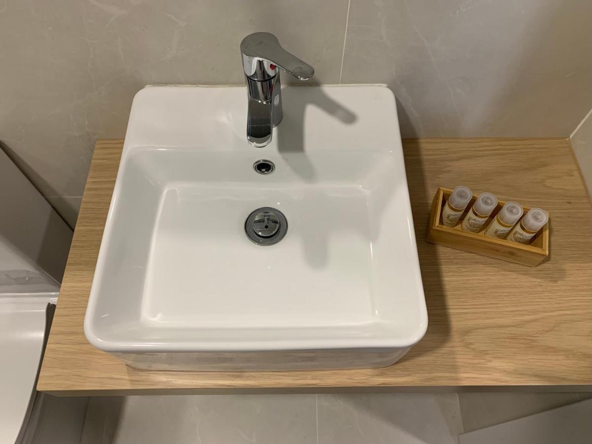 Pharmacia Guesthouse Коїмбра Екстер'єр фото