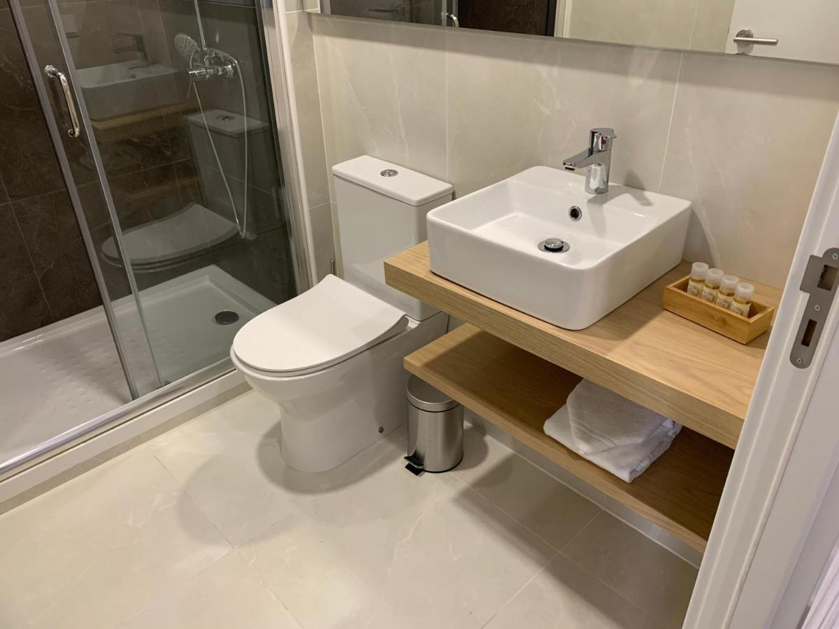 Pharmacia Guesthouse Коїмбра Екстер'єр фото